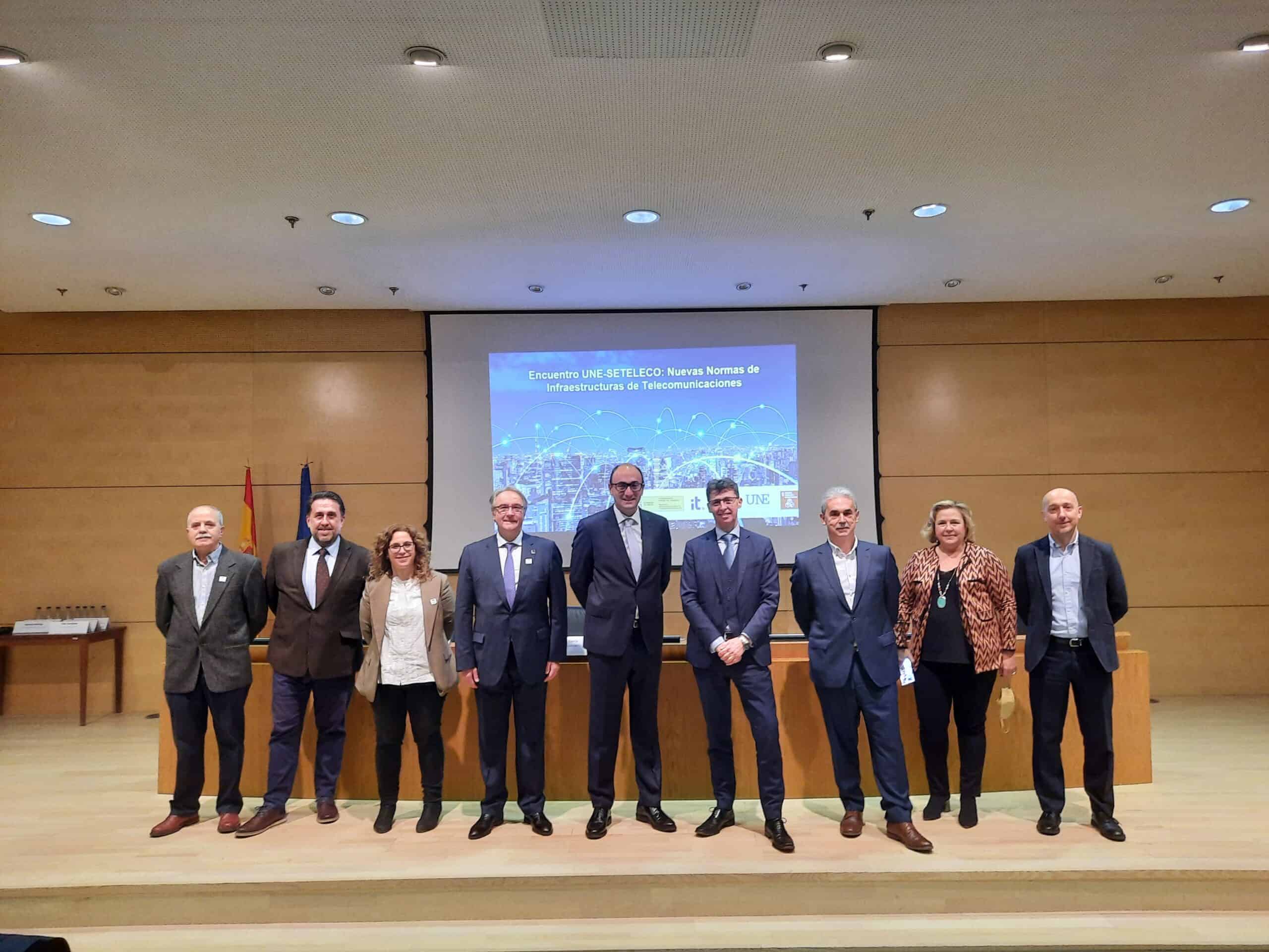 fenitel participa en el encuentro entre une y seteleco para impulsar la calidad de las telecomunicaciones