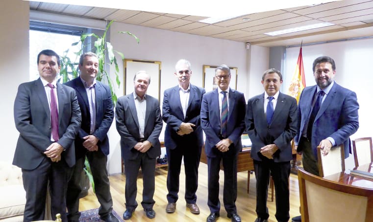 la cnmc propone que cellnex siga como operador tdt con regulacion mas flexible